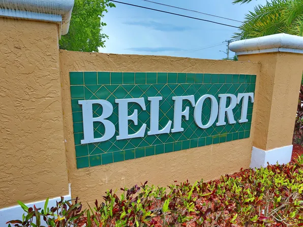 9968 N Belfort Circle, Tamarac, FL 33321