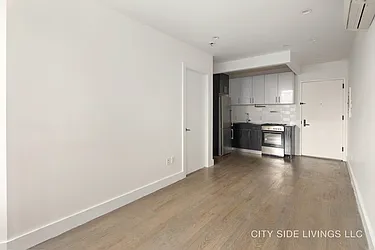 824 Saint John's Place