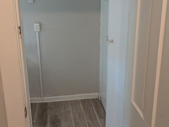 2nd image of 2108 Wilson St