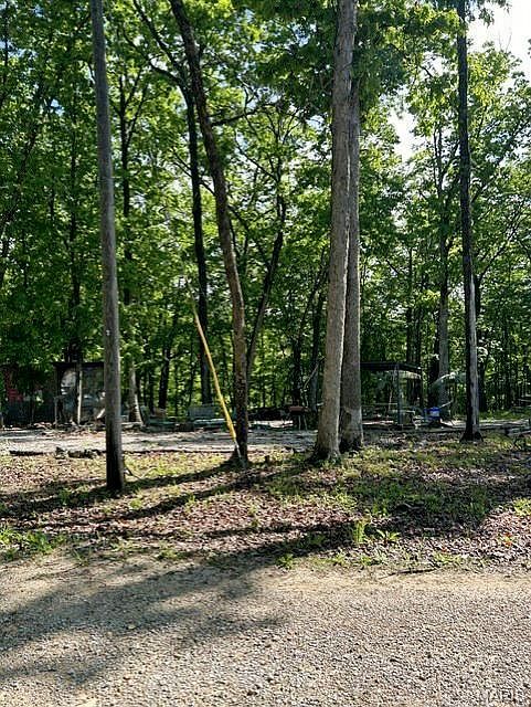1st image of 25 Lake Shore Dr W
