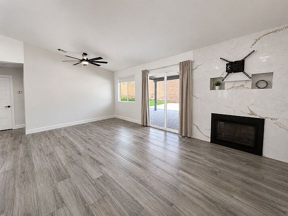 2nd image of 6531 N 83rd Ln