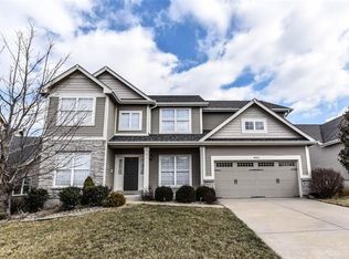 4002 Riverdell Dr, Wentzville, MO 63385