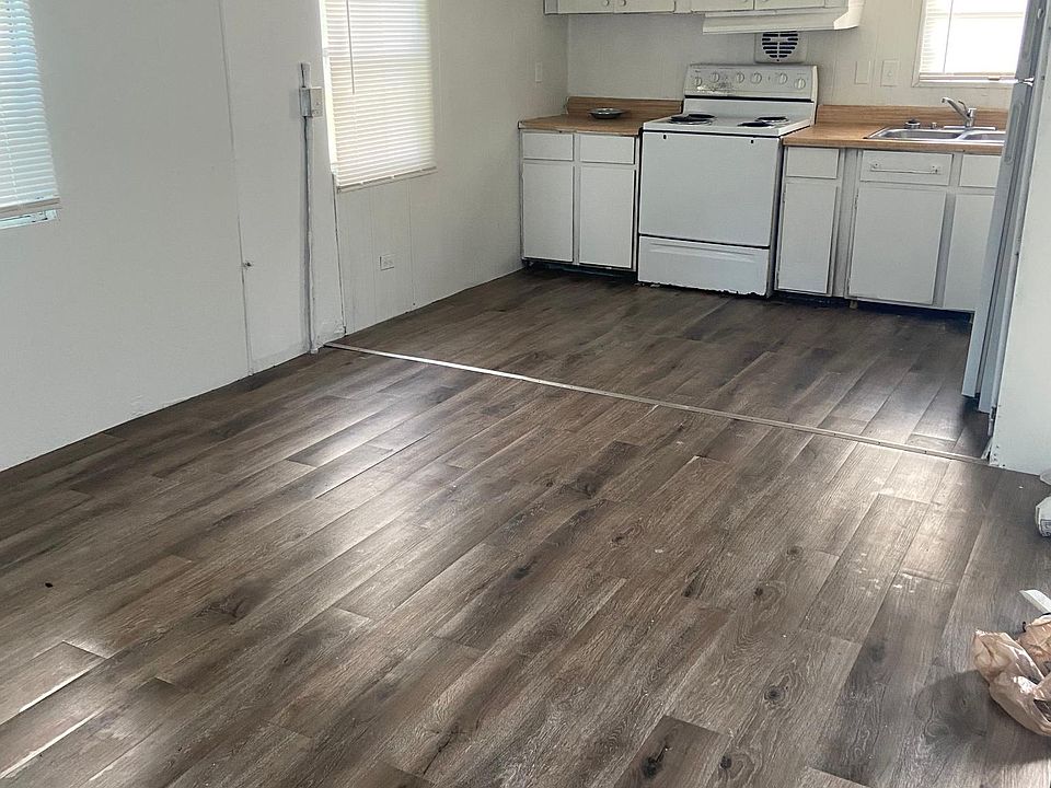 In living room looking at Kitchen