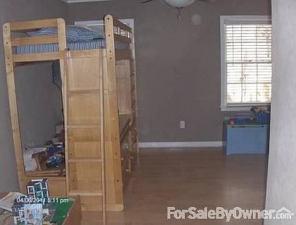 Bed 1
						:
						12' x12', closet, open to living area