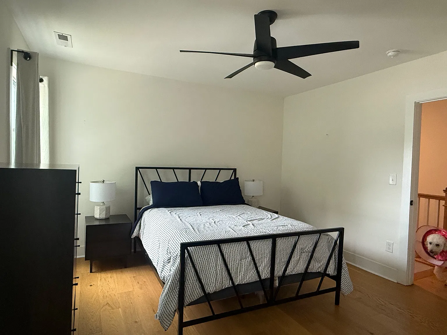 4 bed, 3.5 bath, 2240 sqft, $4,600 — Photo 3