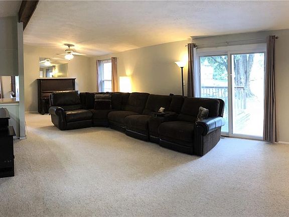2nd image of 600 Brentwood Dr E