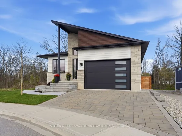 31 Creek Side Pl, Lambton Shores, ON N0M 1T0