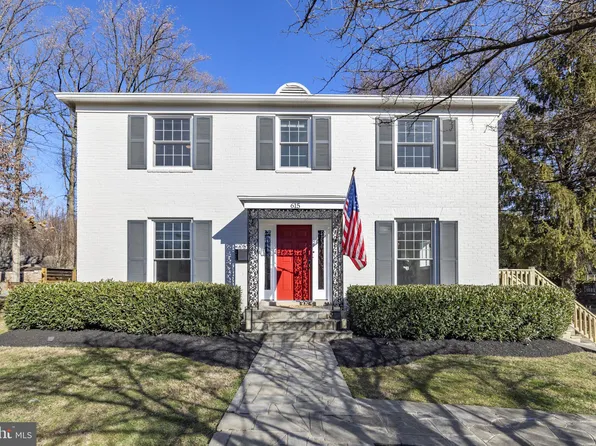 615 Blossom Dr, Rockville, MD 20850