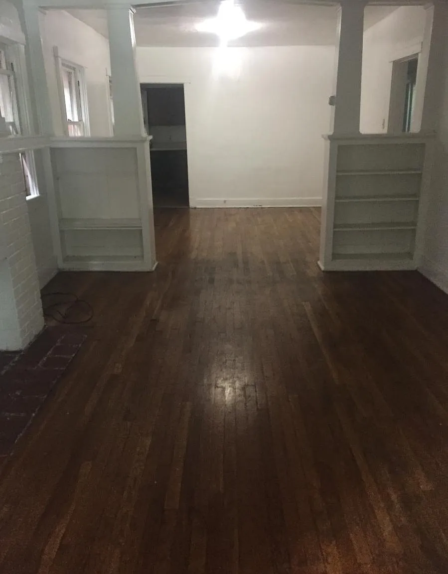 503 Graham Street — Photo 2