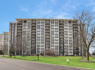 8801 W Golf Rd APT 12B, Niles, IL 60714