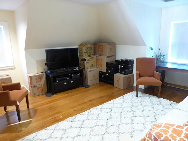 130 Harvard St #3 — Photo 2