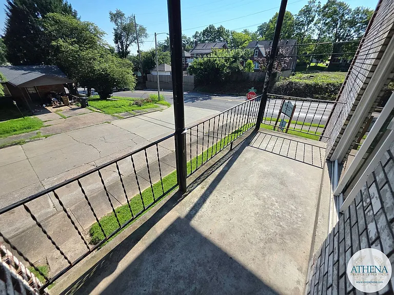 701 Watkins Dr — Photo 20