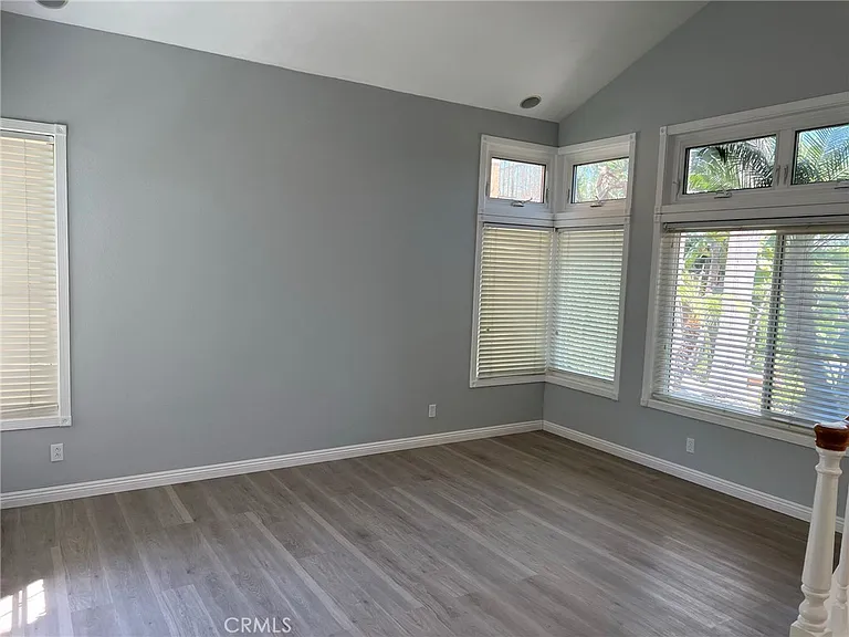 543 S Eveningsong Ln — Photo 8