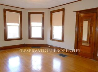 147 Crafts St FLOOR 2, Newtonville, MA 02460