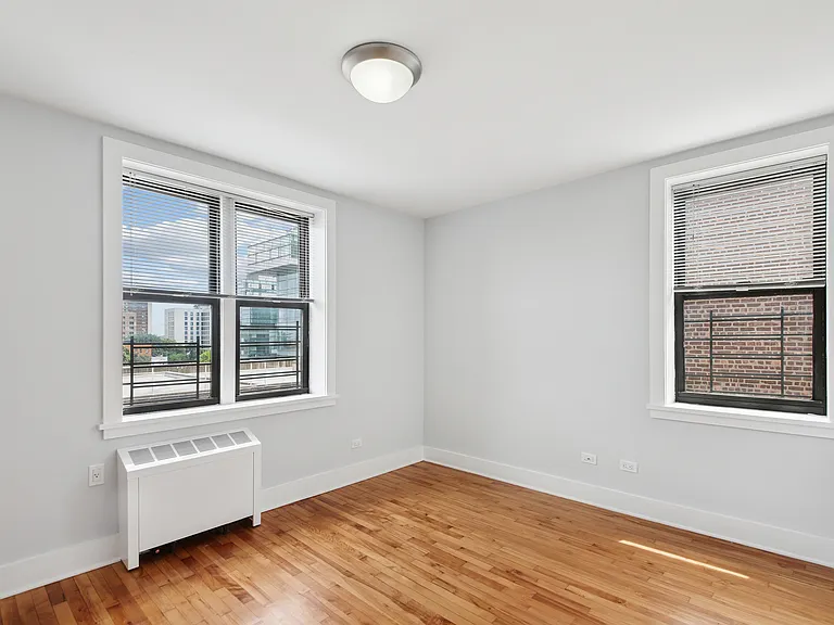 930 Sheridan Ave #7A — Photo 6