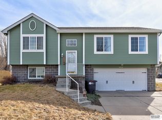 17717 I St, Omaha, NE 68135