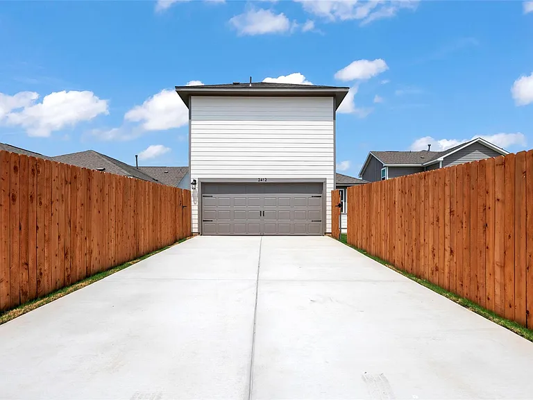 2412 Ekvall Dr — Photo 20