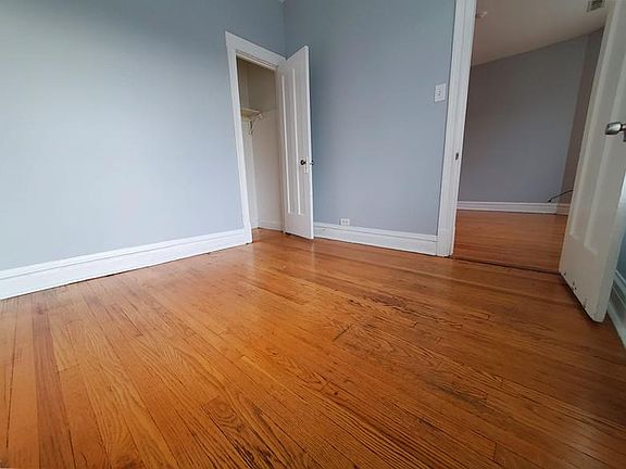 4th image of 4947 N Lawndale Ave #2