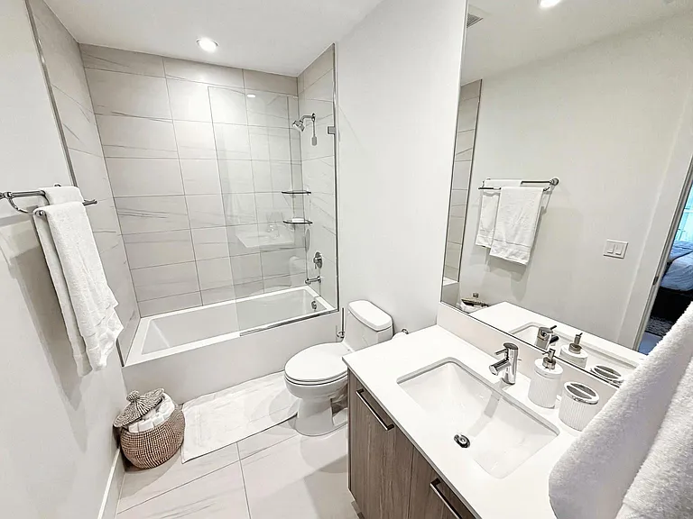 151 N Seabreeze Blvd #603 — Photo 21