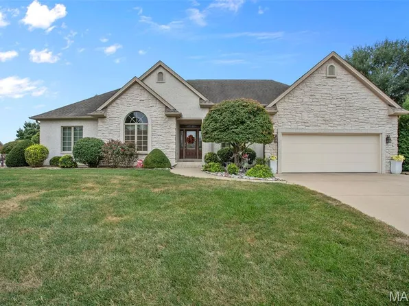 2313 Derbyshire Ln, Cape Girardeau, MO 63701