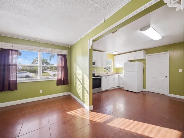 130 NE 21ST Court, Pompano Beach, FL 33060
