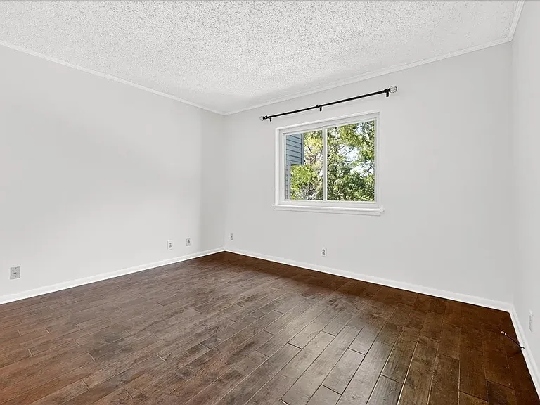 252 Summit Ridge Dr — Photo 4