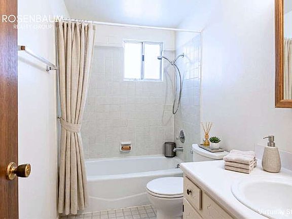 5th image of 5901 E Fairmount St #B