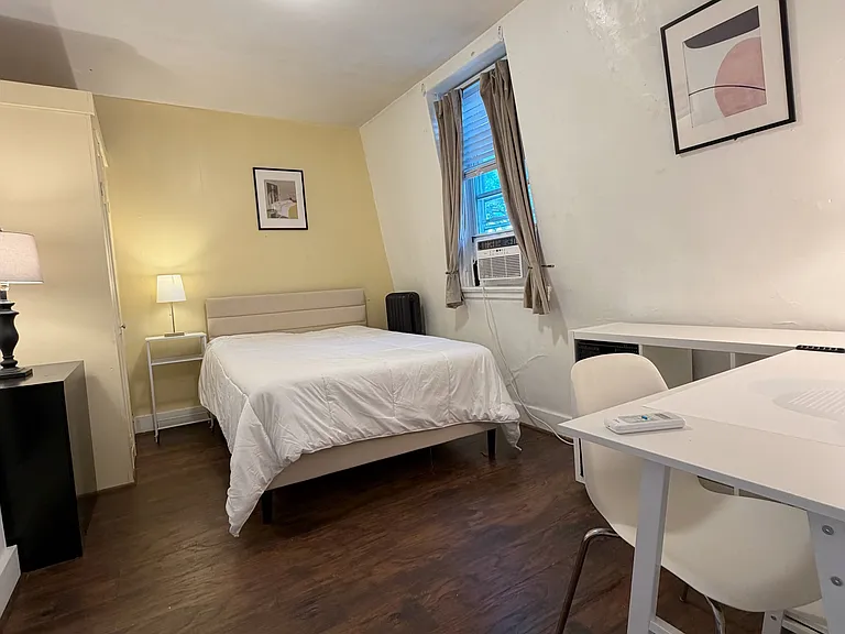 59 Pitman St #2 — Photo 10
