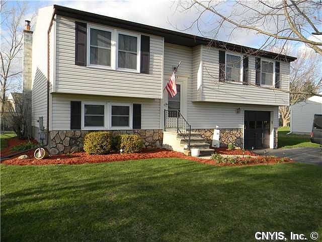 1st image of 8277 Mantova Dr