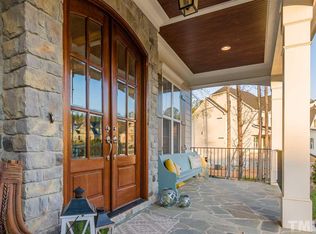 725 Morning Oaks Dr, Holly Springs, NC 27540