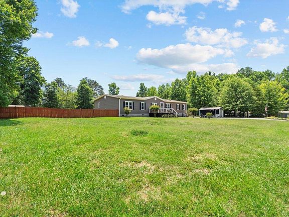 4th image of 145 Woodcliff Dr