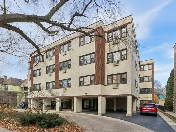815 Reba Pl APT 104, Evanston, IL 60202