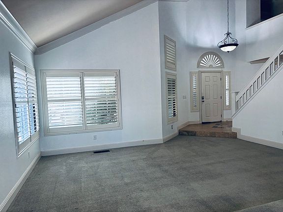 4th image of 3168 Orchard View Dr