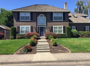 684 NE Goldie Dr, Hillsboro, OR