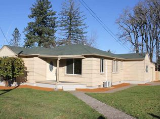 401 7th Ave, Sweet Home, OR 97386