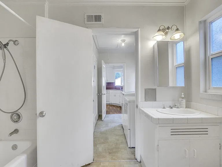 1290 Estudillo Ave — Photo 13