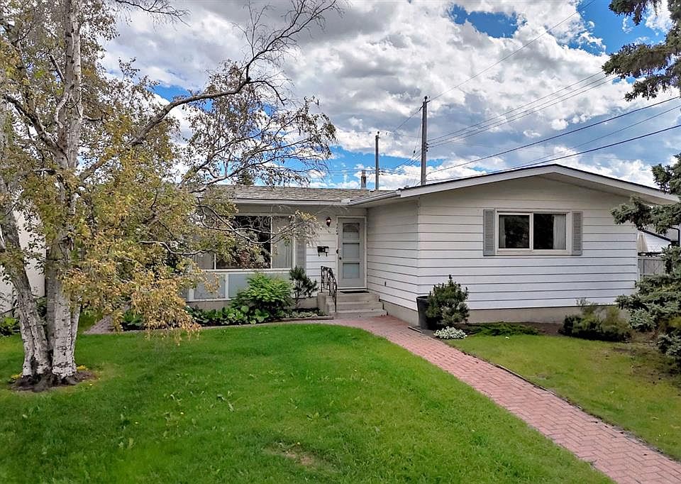 1st image of 5804 N Lodge Cres SW