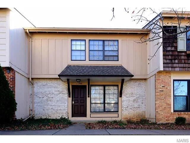 13388 Hiddendale Ln photo 1