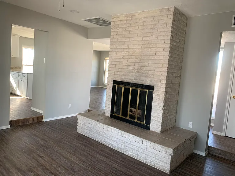 3000 Wedgewood Dr — Photo 8