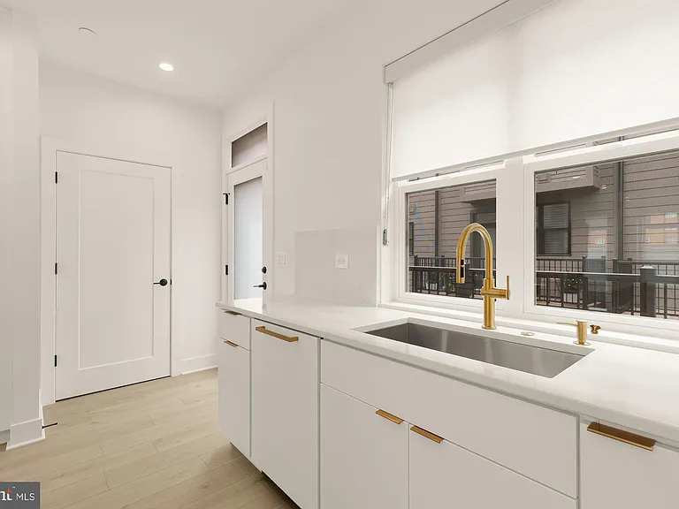 5530 Topaz Ln — Photo 11