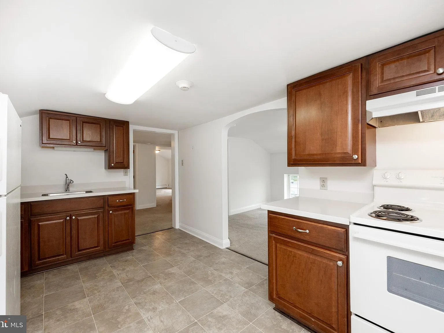 2 bed, 710 sqft, $1,250 — Photo 4