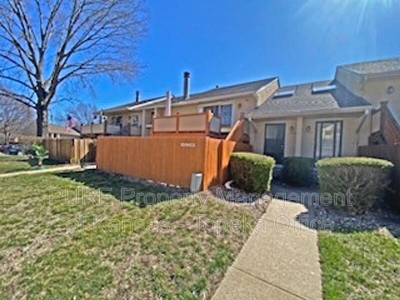 1st image of 10903 Gillette St