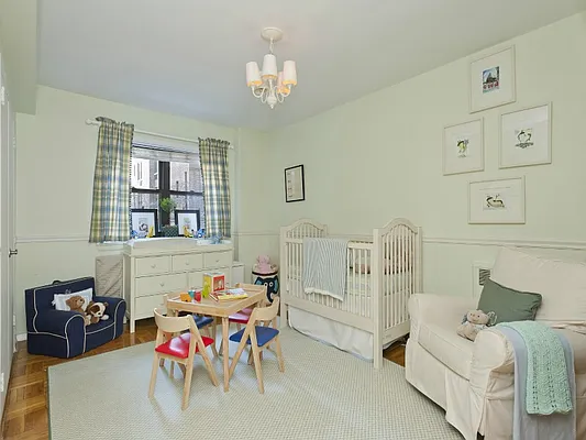 Sold by Sotheby's International Realty | media 17