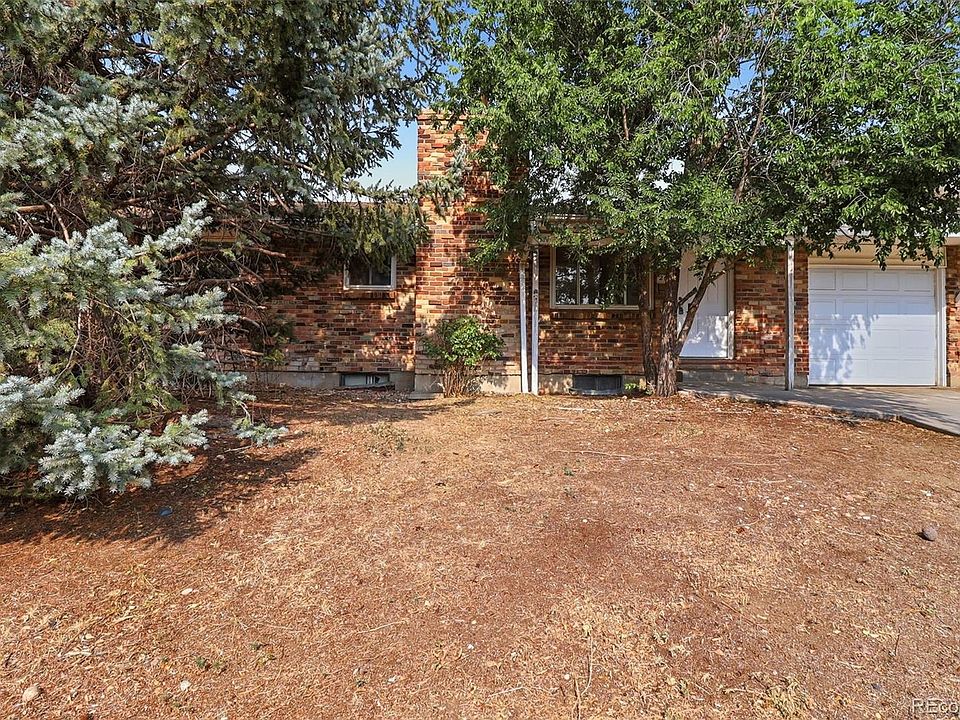 1st image of 263 Aspen Drive
