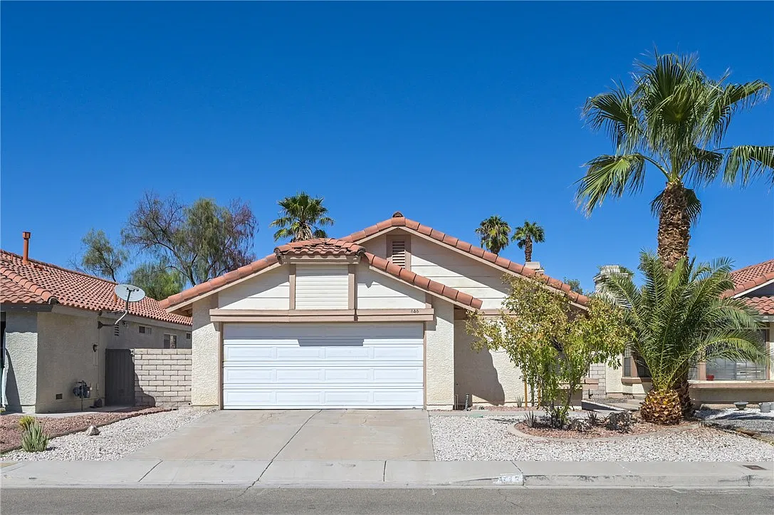 2 bed, 2.0 bath, 1053 sqft, $1,800 — Photo 1