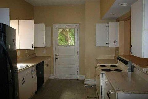 2nd image of 2336 Harper Ave
