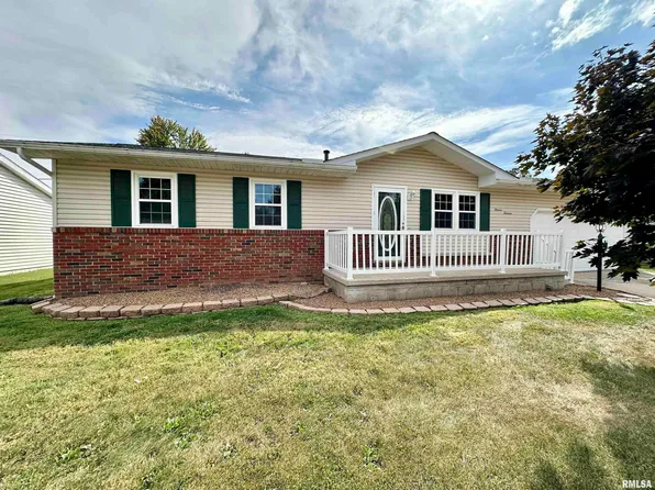 1113 Coronado W, Jacksonville, IL 62650
