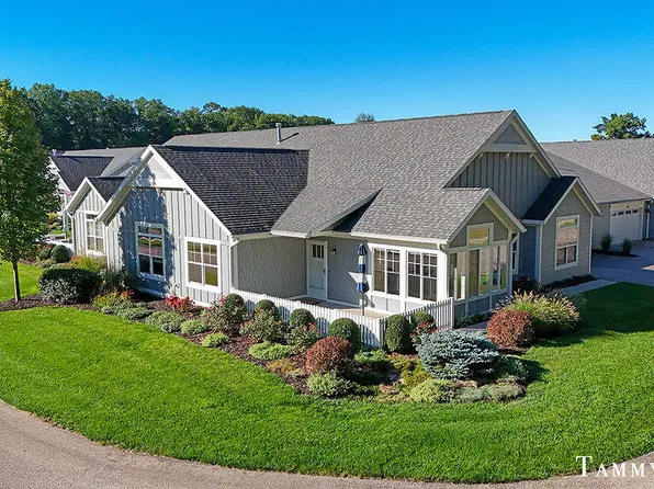 197 Janes View Dr, Holland, MI 49424