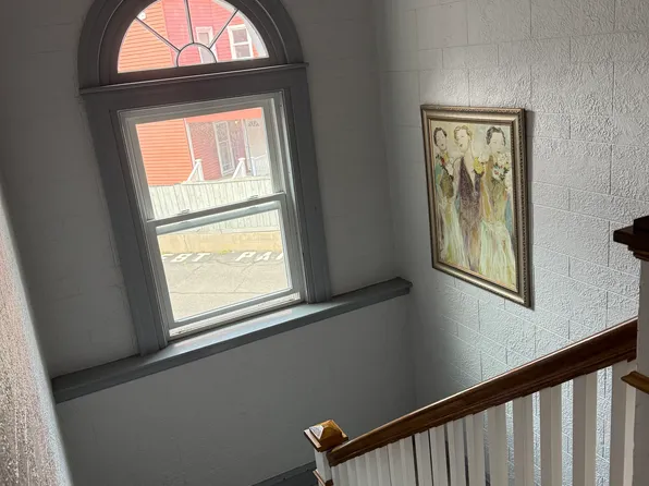 29 Church St APT 5, Waltham, MA 02452