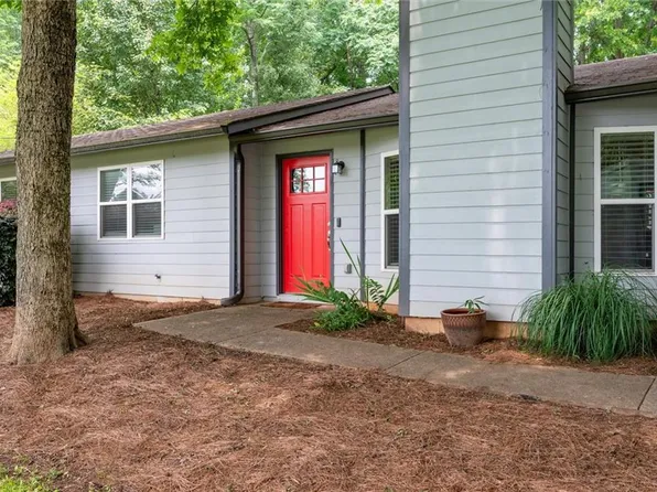 609 Hearth Pl, Lawrenceville, GA 30043